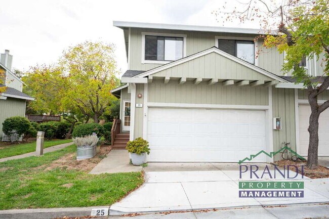 Building Photo - 25 Cedarwood Ln