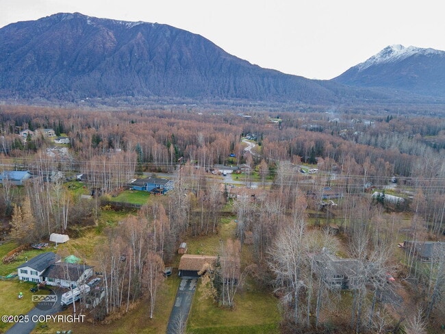 Building Photo - 22355 Whispering Birch Dr