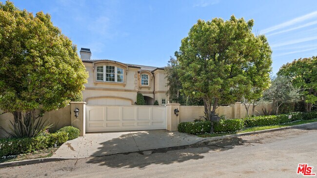 Building Photo - 630 N Bonhill Rd