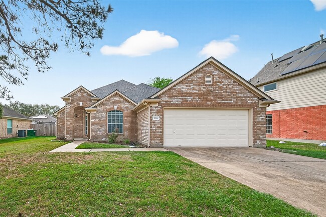 Building Photo - 3135 Silver Cedar Trail