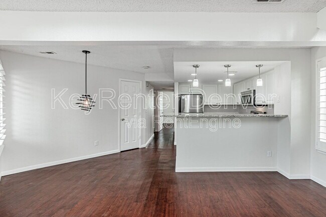 Building Photo - 12505 E Tennessee Cir
