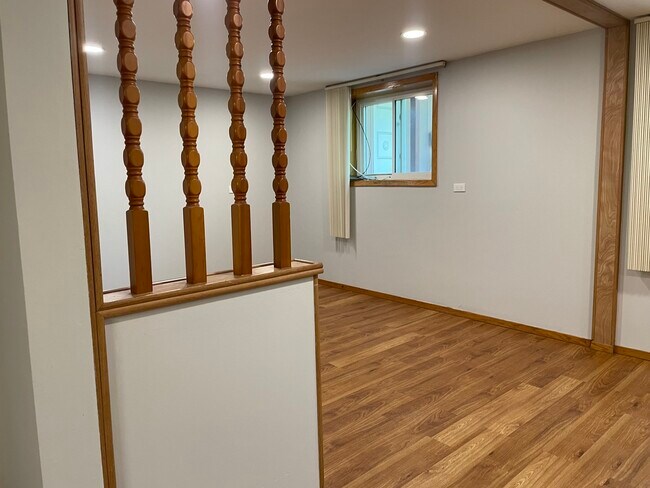 Building Photo - 6 Paxos Dr