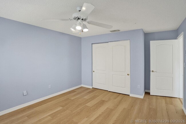 Building Photo - 11340 Lakeshore Dr