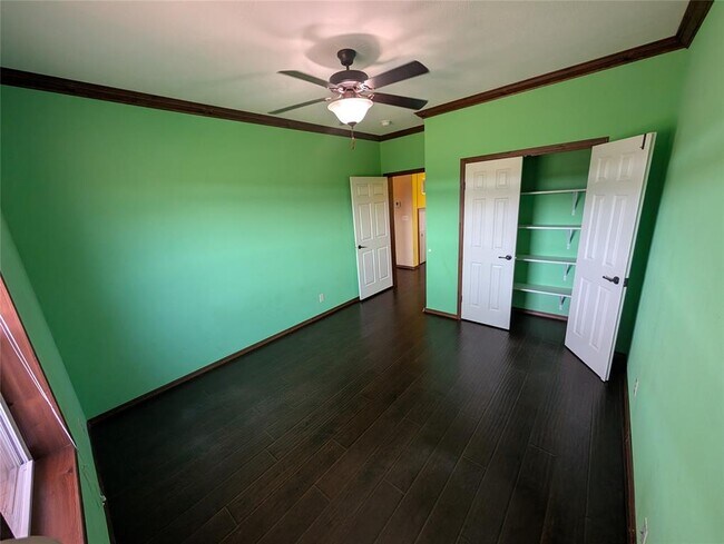 Building Photo - 13908 Kelly Dr