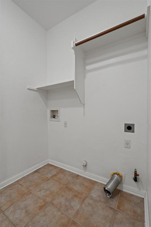 Building Photo - 9013 Sautelle Ln