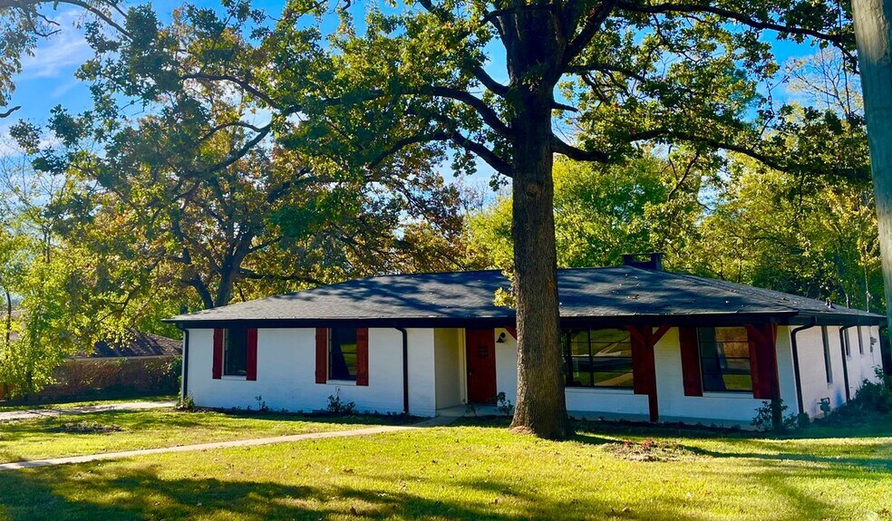 Building Photo - 2007 Wood Pl