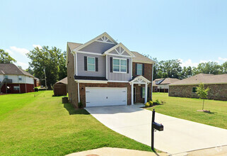 Building Photo - 5516 Bridle Way