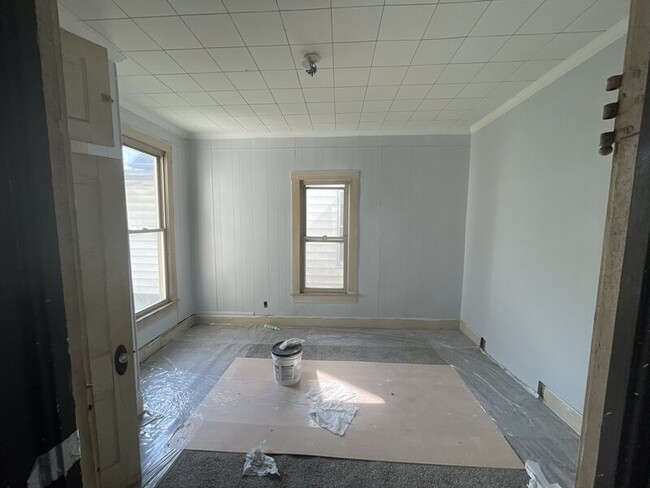 Building Photo - 722 Jackson Ave