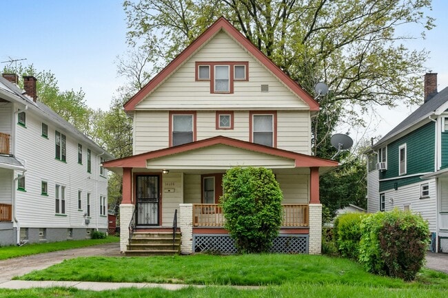 Building Photo - 14608 Alder Ave