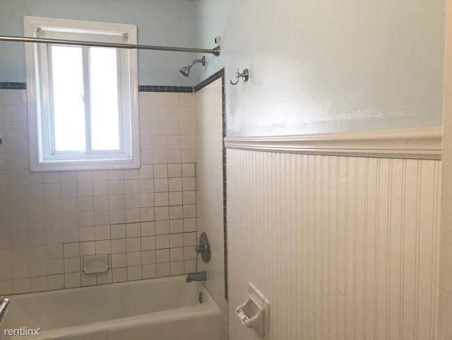 Building Photo - 3 br, 2 bath House - 1225 Queen St