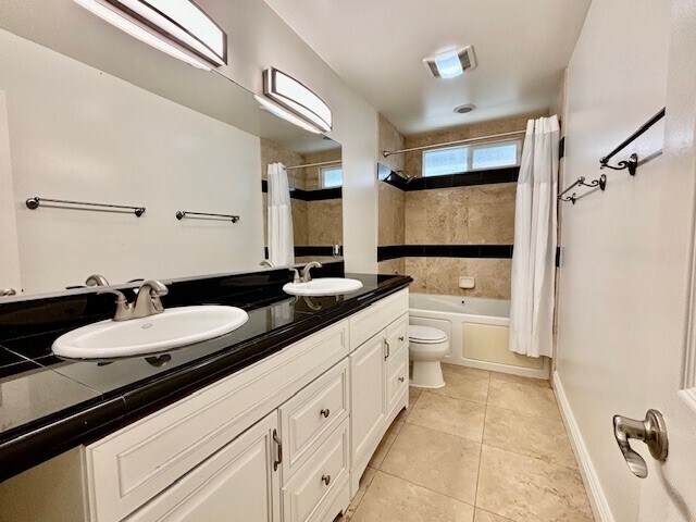 Building Photo - 4150 Patrice Rd