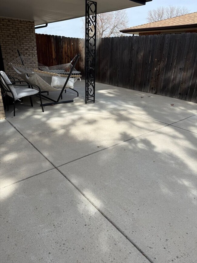 Building Photo - Charming Arvada Ranch