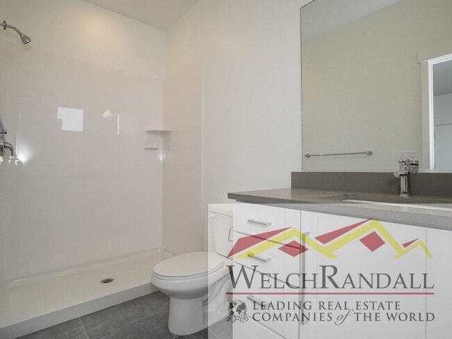 Building Photo - Live in Comfort & Style – 2BR, 2BA Townhom...