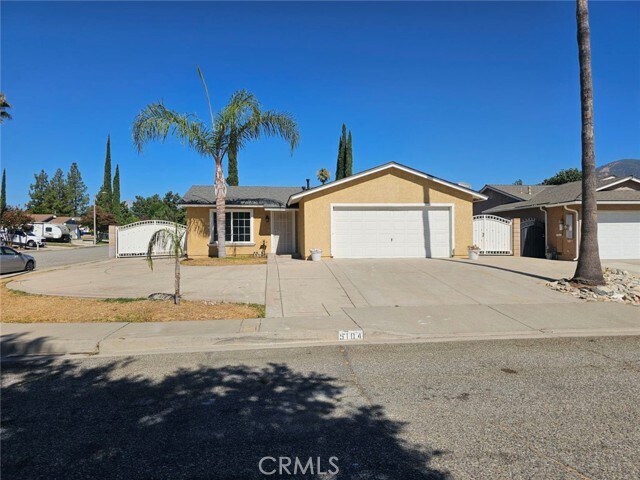 Primary Photo - 5104 Sagebrush Terrace