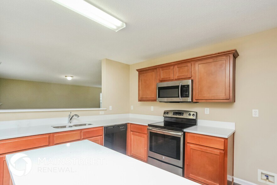 Building Photo - 9996 Chariden Dr