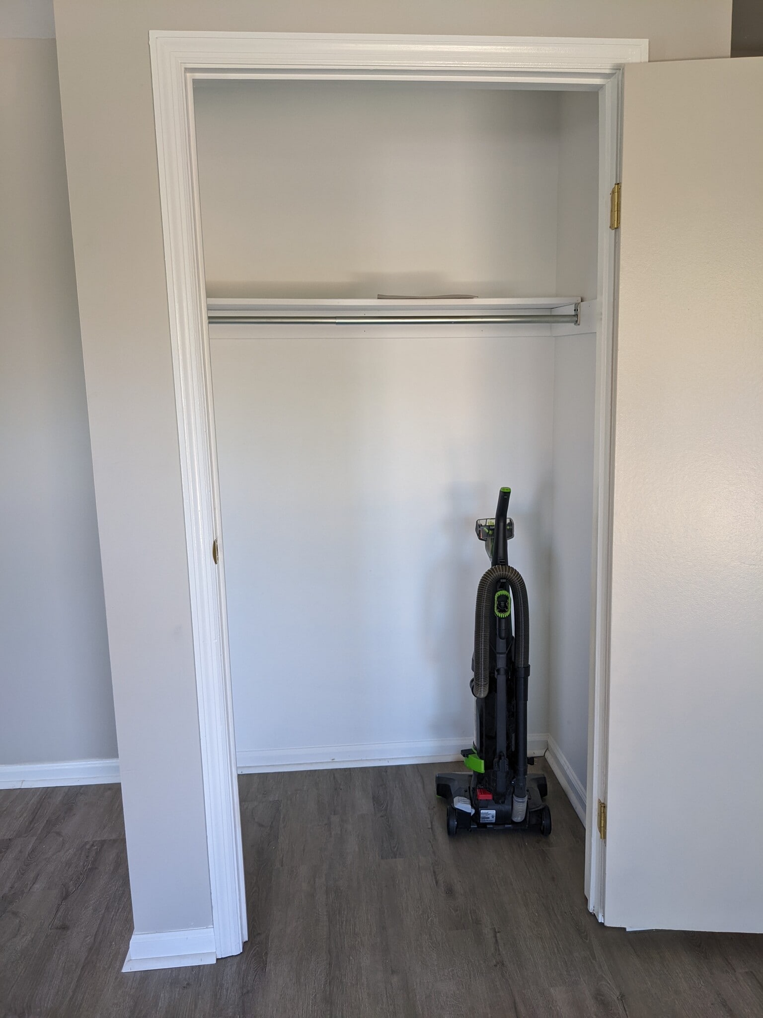 Coat closet - 4798 Moreland Dr W