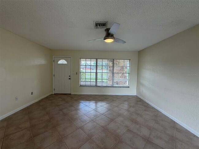Building Photo - 8531 W Sydney Ave