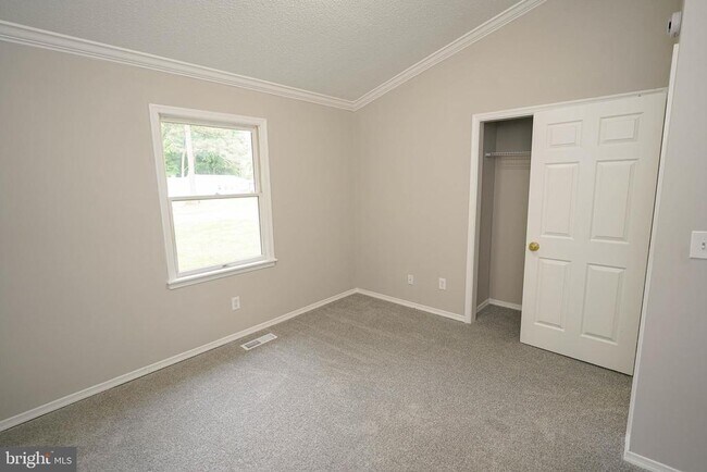 Building Photo - 28975 Aleine Ave