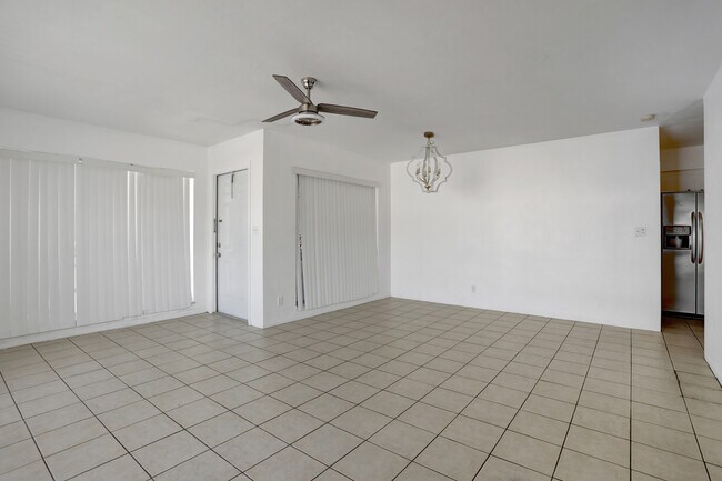 Building Photo - 5951 NE 18th Ave