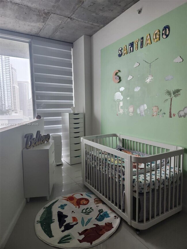 Building Photo - 690 SW 1st Ct