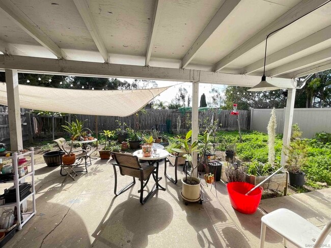 Building Photo - 8031 Montara Ave