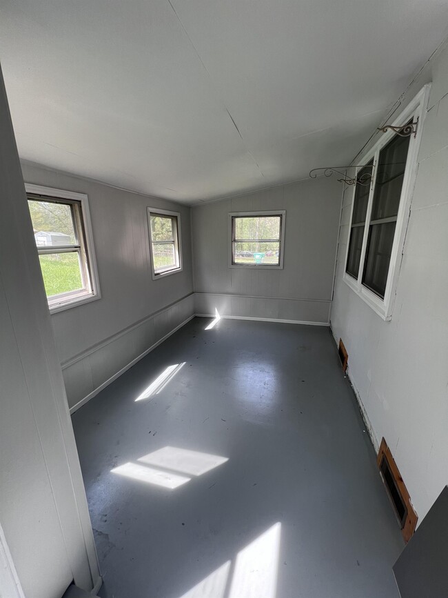 Building Photo - 1318 Boundary Ave