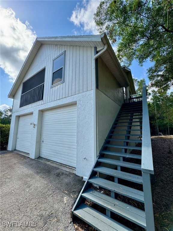 Building Photo - 6560 Sandalwood Ln