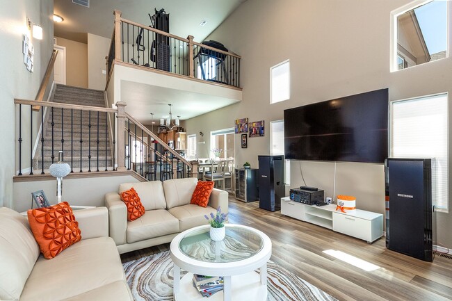 Building Photo - Single Family Home for Rent