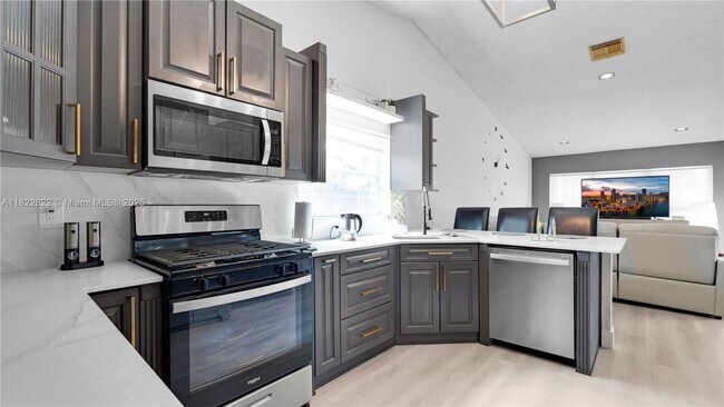 Building Photo - 8356 SW 158th Ave