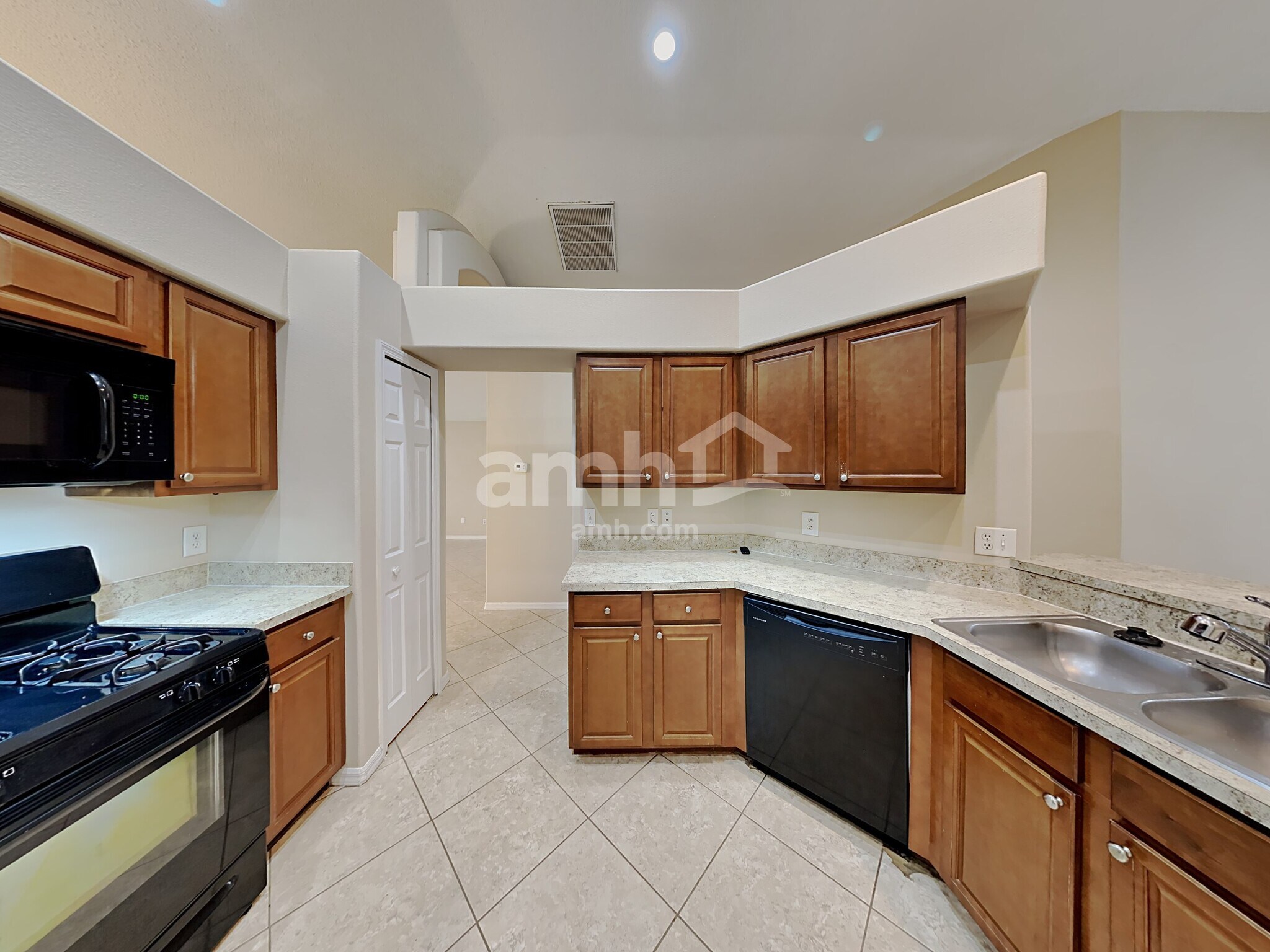 Building Photo - 28733 Midnight Star Loop