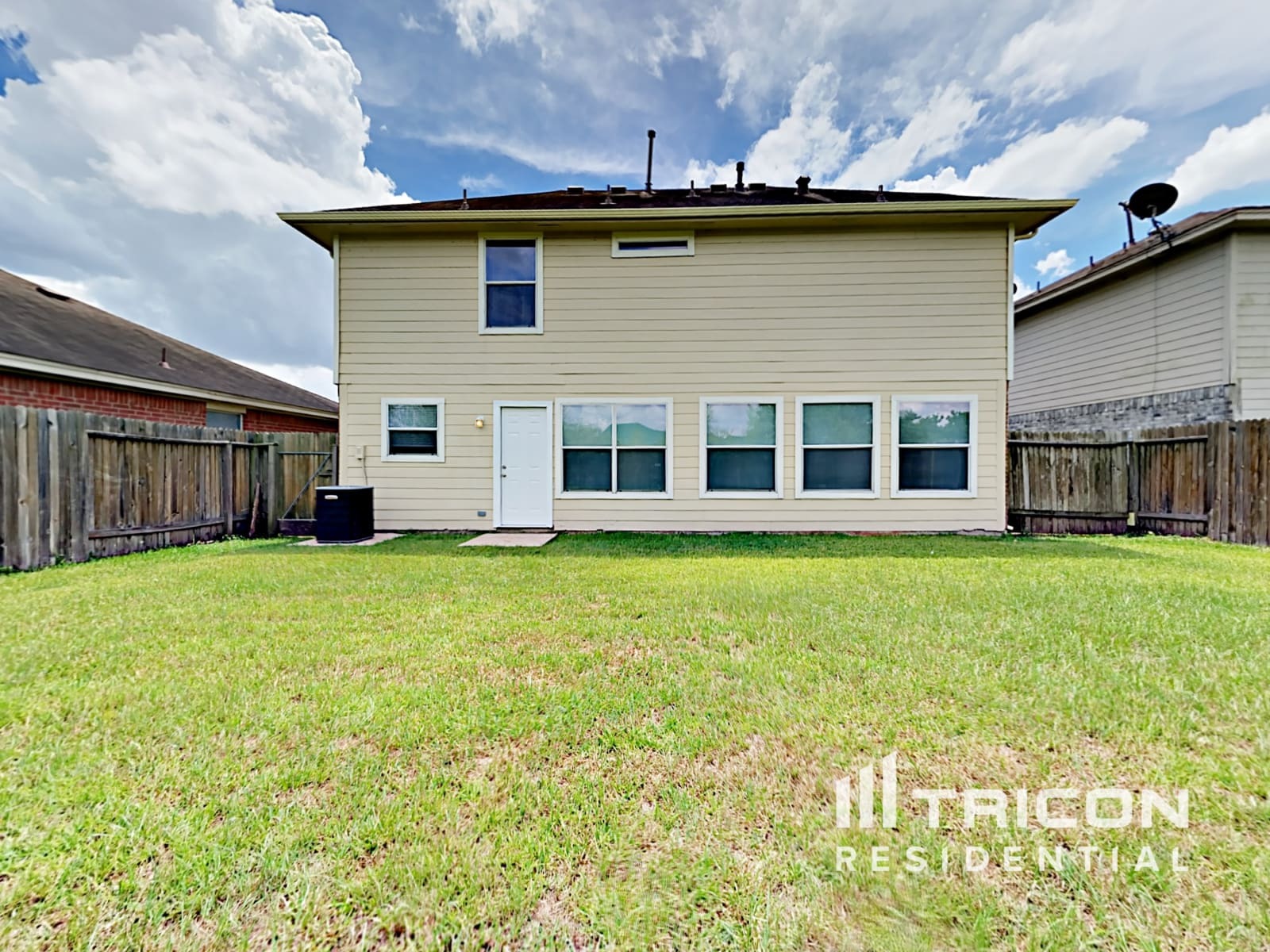 Building Photo - 8703 Texas Acorn Ave