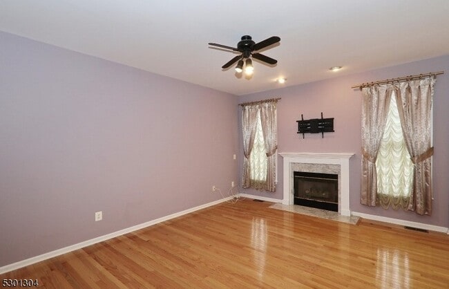 Building Photo - 67 Patriot Hill Dr
