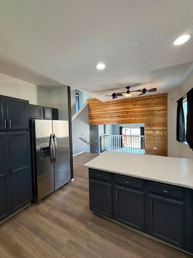 Building Photo - 2827 Aspen Ave