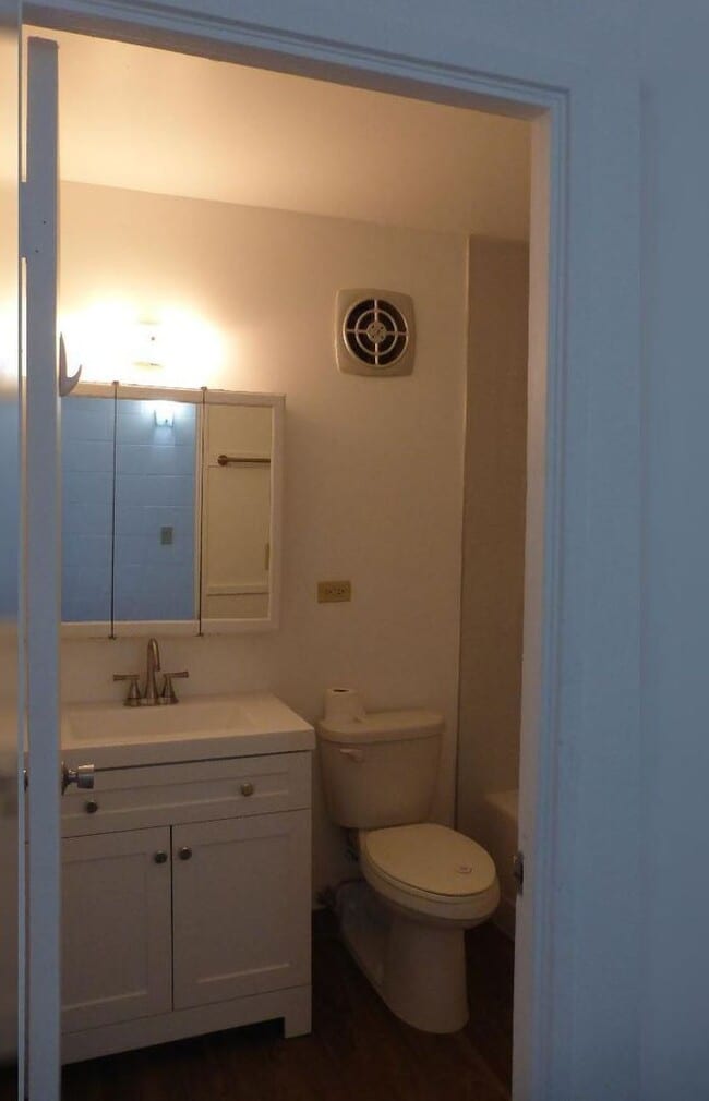 Building Photo - Mountainview Terrace – 2 Bed / 1 Bath / 1 ...