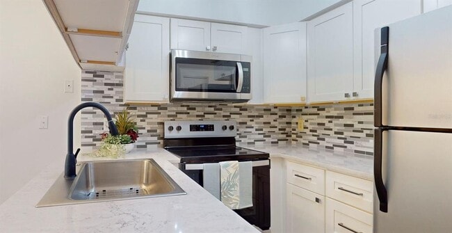 Building Photo - 6710 121st Ave N