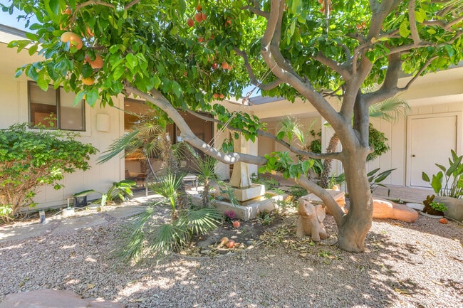 Building Photo - 24 Columbia Dr