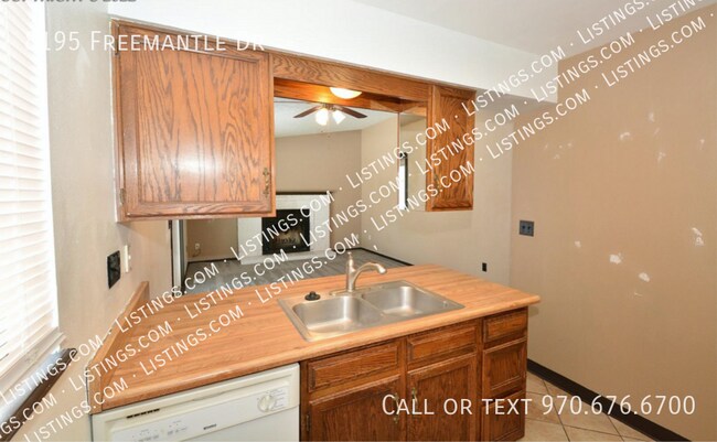 Building Photo - 8195 Freemantle Dr