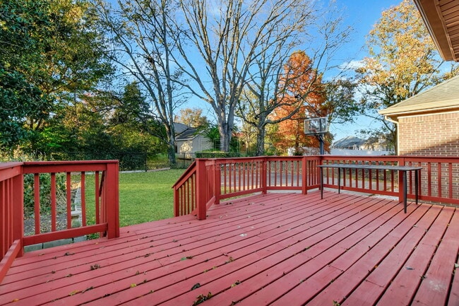 Building Photo - 8405 Hurstbourne Woods Pl