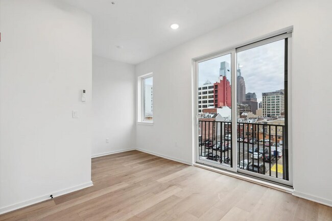 Building Photo - 245 N 12th St