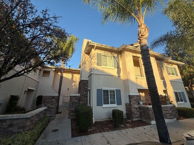 Building Photo - 26426 Arboretum Way