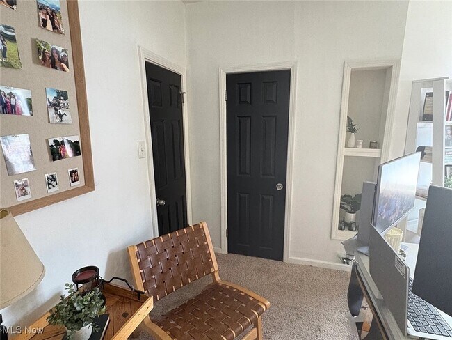 Building Photo - 3915 John Ave