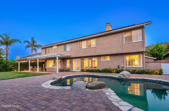 Building Photo - 29621 Ridgeway Dr