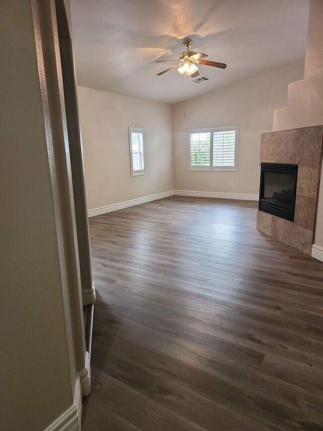 Building Photo - A Stunning 4 Bedroom Home with a Sparkling Pool