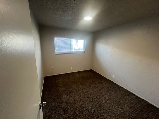 Building Photo - 226-228 Oakland Avenue