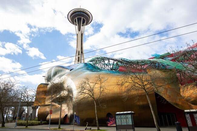 Building Photo - 2929 1st Ave