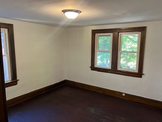 Building Photo - 88 E Ido Ave