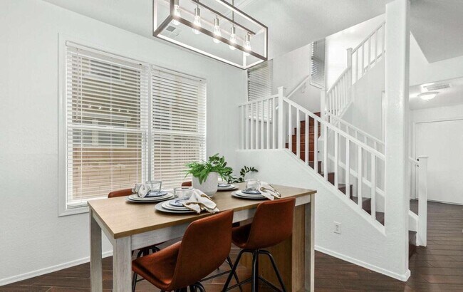 Building Photo - 17127 W Statler St