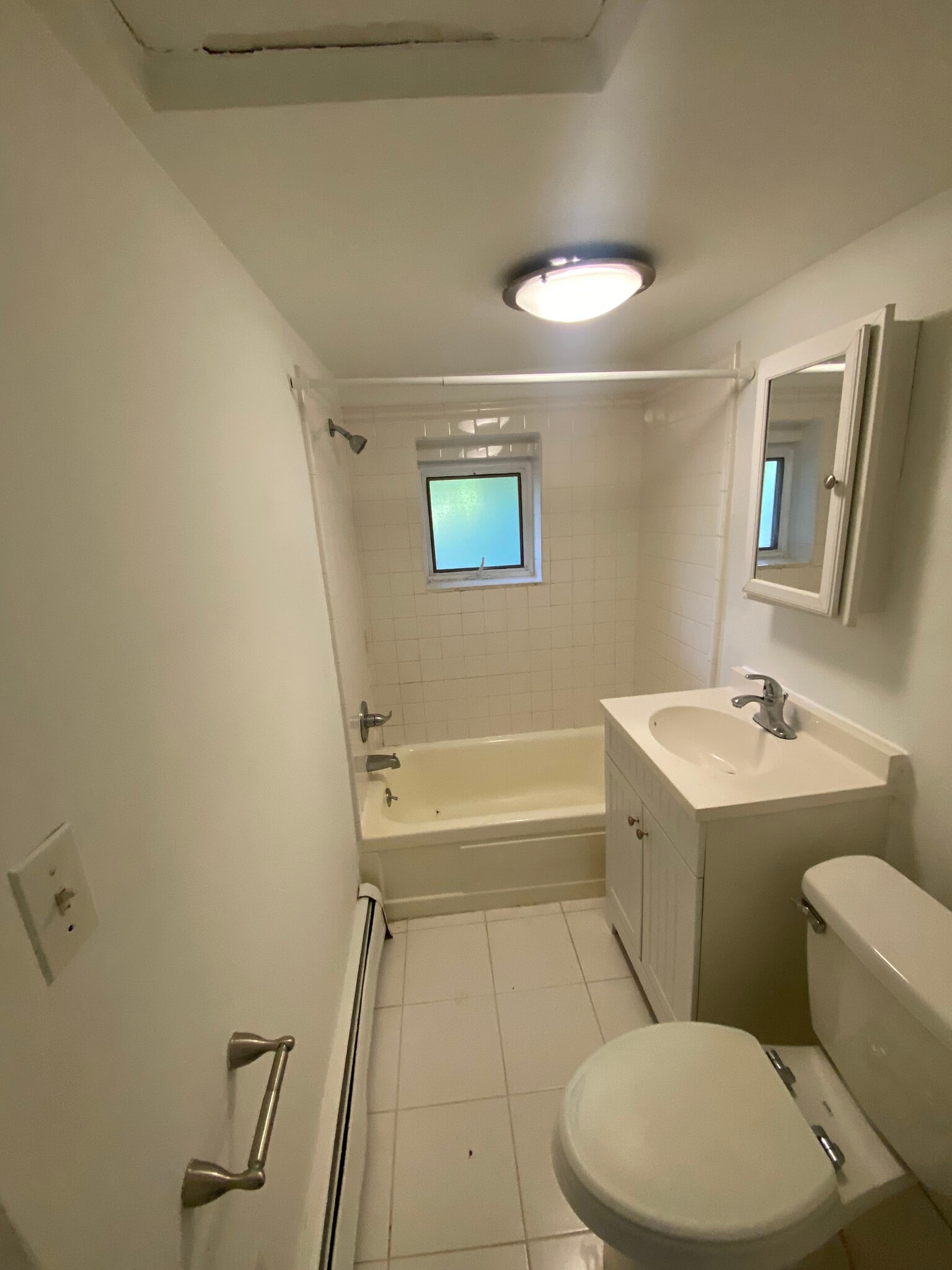 Building Photo - 782 Rte 9