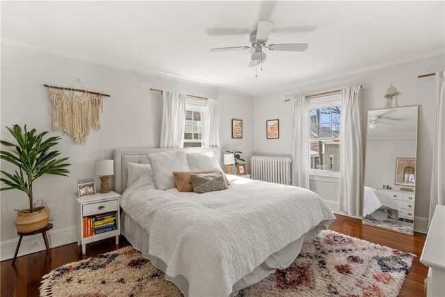 Building Photo - 35 Hall Ave