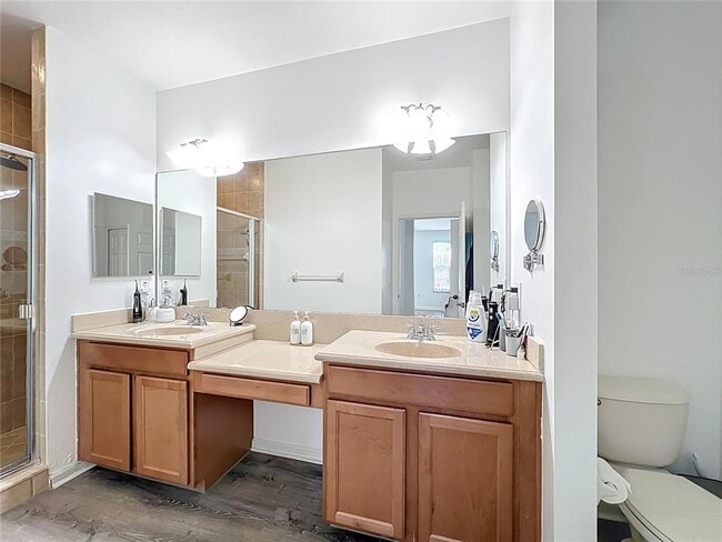 Building Photo - 2315 Upper Park Rd